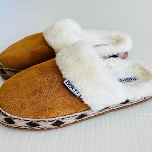 Børn Comfort Slippers Faux Shearling Shoes Slip On Flat Size Small 5 6